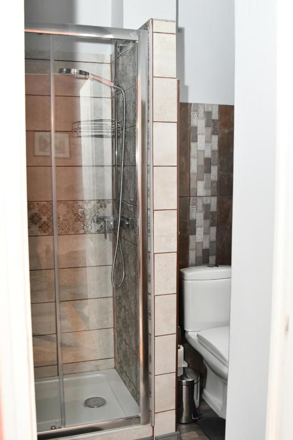 Habos Isler Apartman 16 Szolnok Eksteriør billede