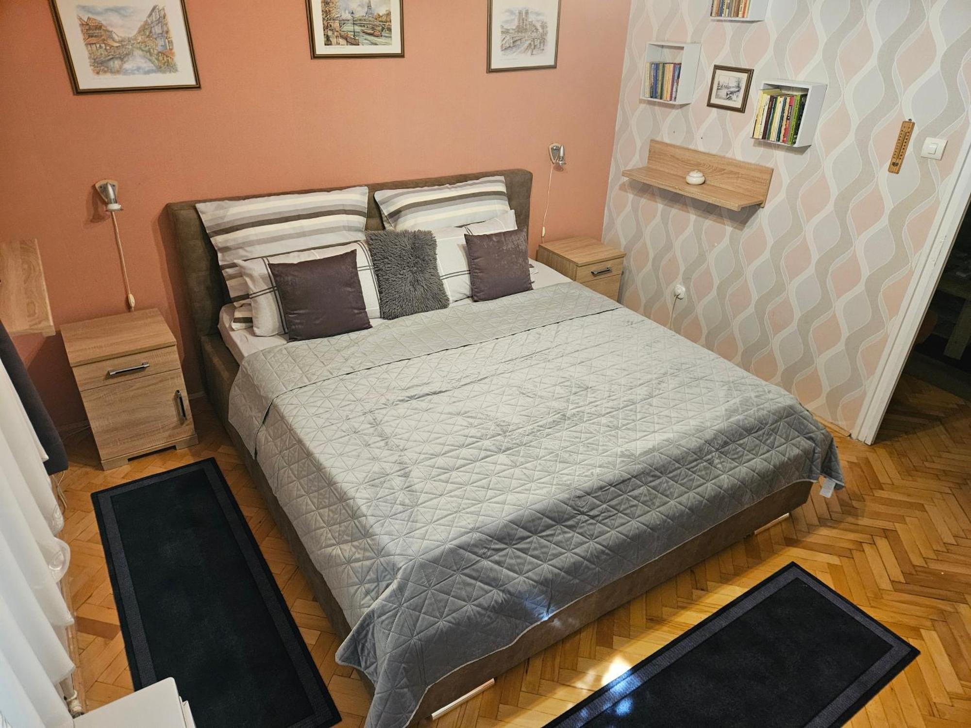 Habos Isler Apartman 16 Szolnok Eksteriør billede